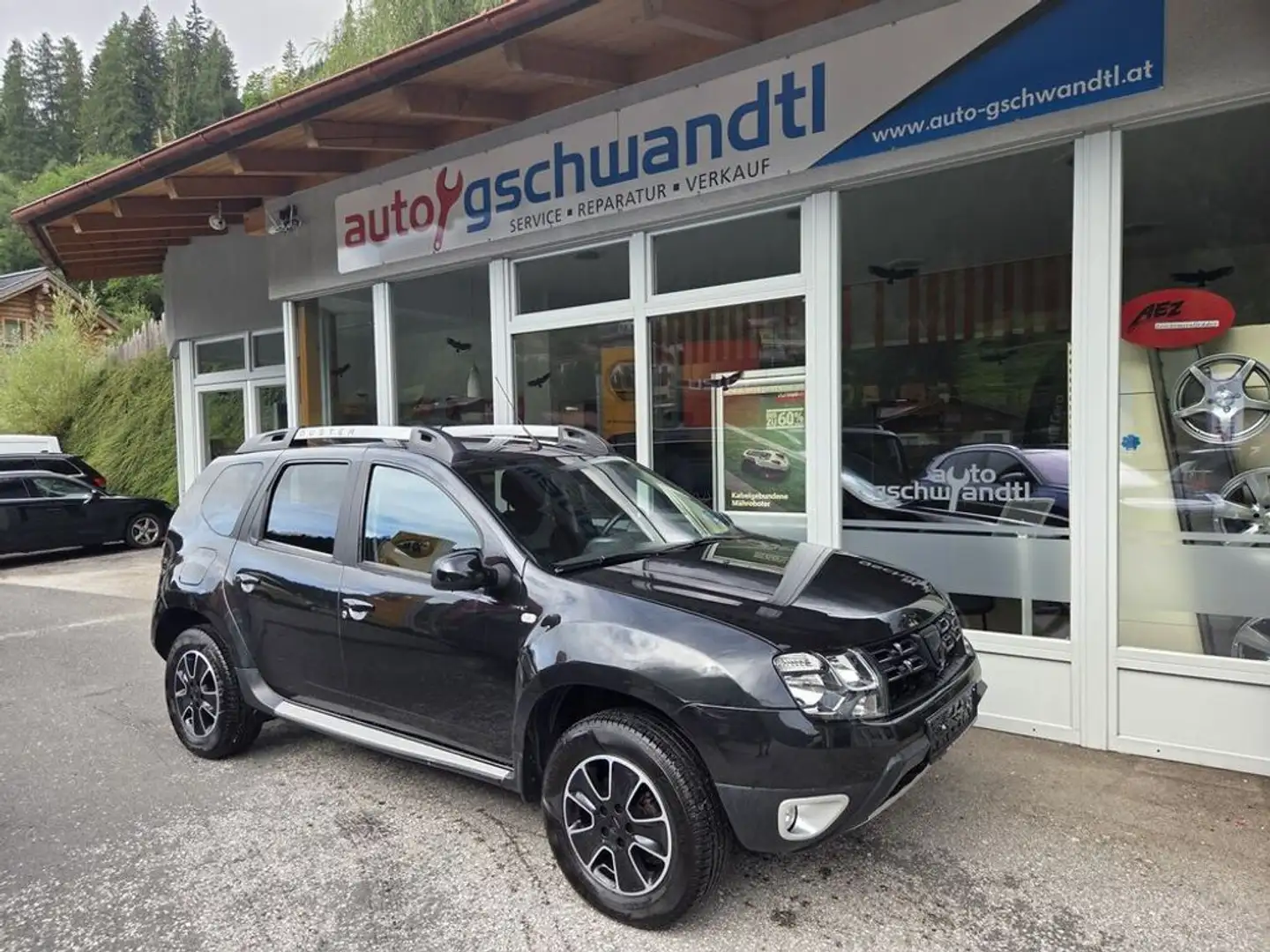 Dacia Duster Black Shadow 4x4 Schwarz - 1