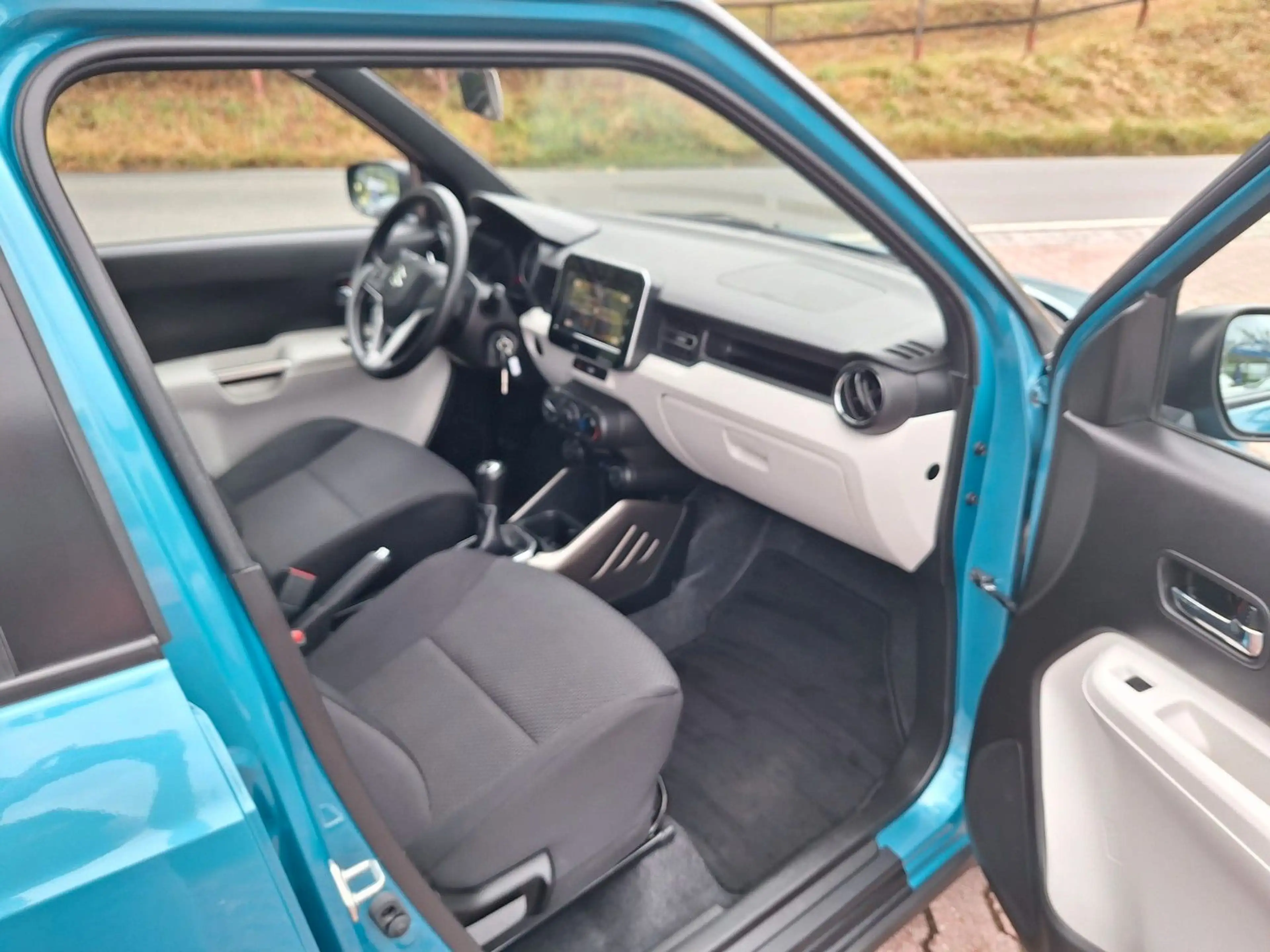 Suzuki Ignis 1.2 DUALJET HYBRID Allgrip Comfort — photo 6