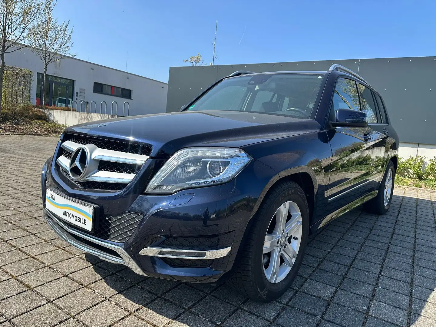 Mercedes-Benz GLK 200 CDI 2.HAND/TopZustand/ILS/Navi Modrá - 2