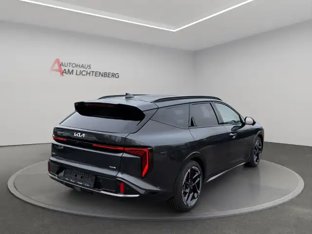 Kia K4 view 5