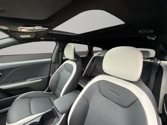 Kia K4 view 10