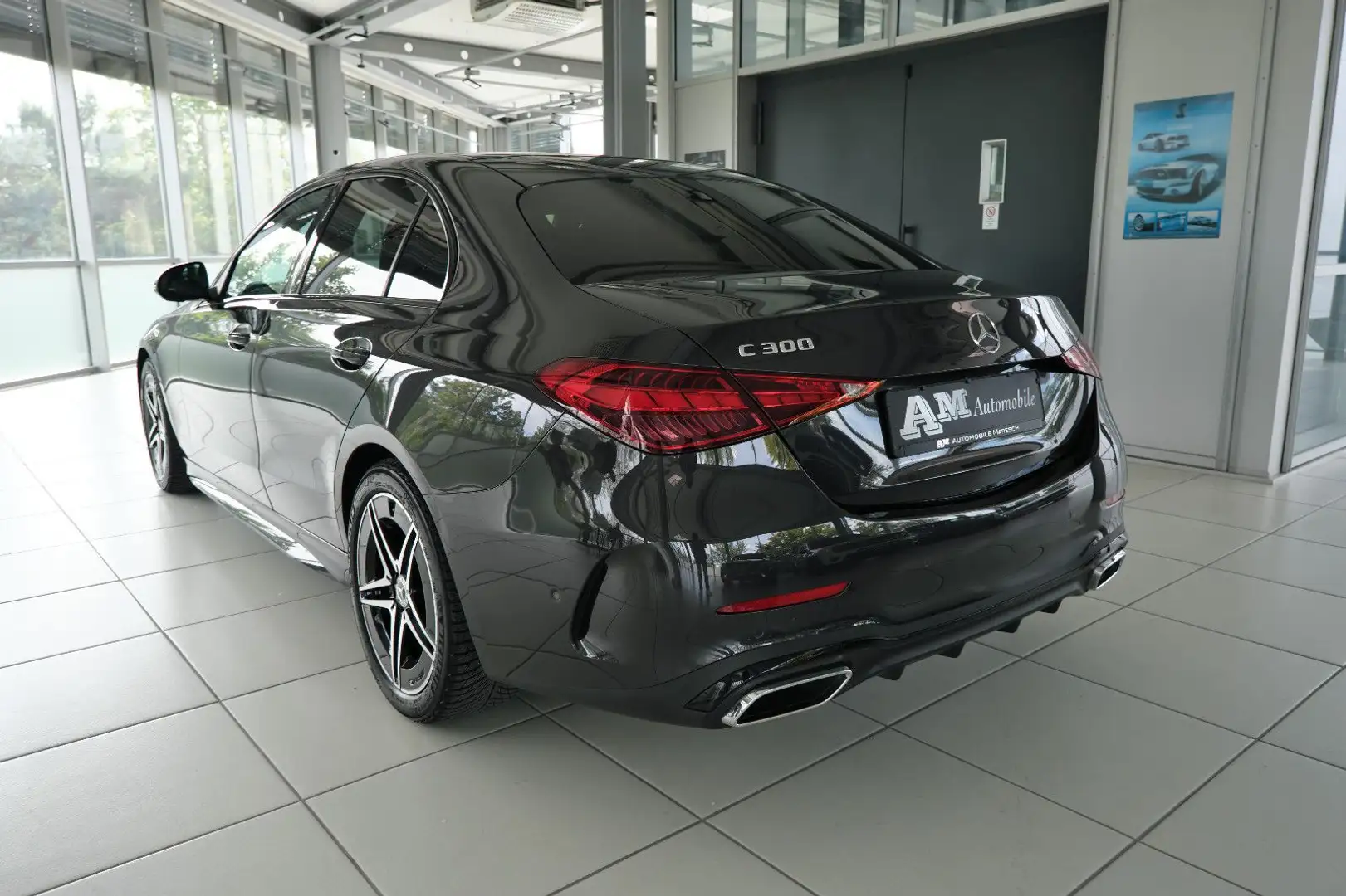 Mercedes-Benz C 300 Lim. AMG-Line MBUX Panorama LED NightPaket Grigio - 2