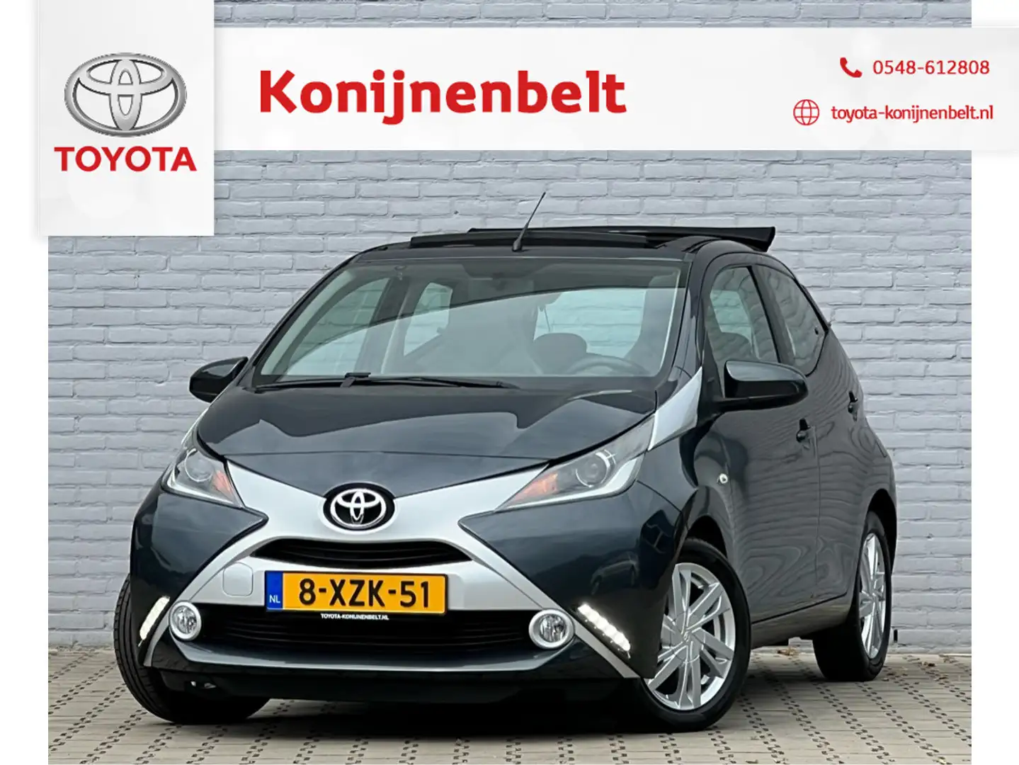 Toyota Aygo 1.0 VVT-i x-wave Cabrio Automaat 5-deurs Grijs - 1