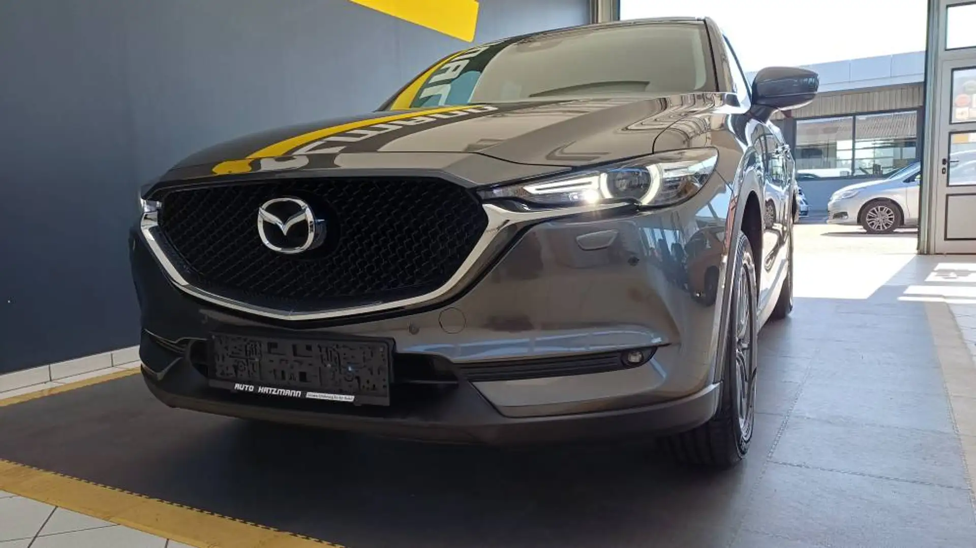 Mazda CX-5 Attraction 2,0 Skyactiv 165PS 2WD 6G Schalter (AHK Grau - 2
