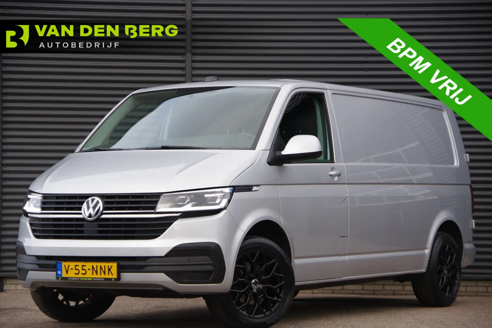Volkswagen T6.1 Transporter 2.0 TDI L2 3-ZITS, AUT. LED, CAMERA, CRUISE, CARPL Gris - 1
