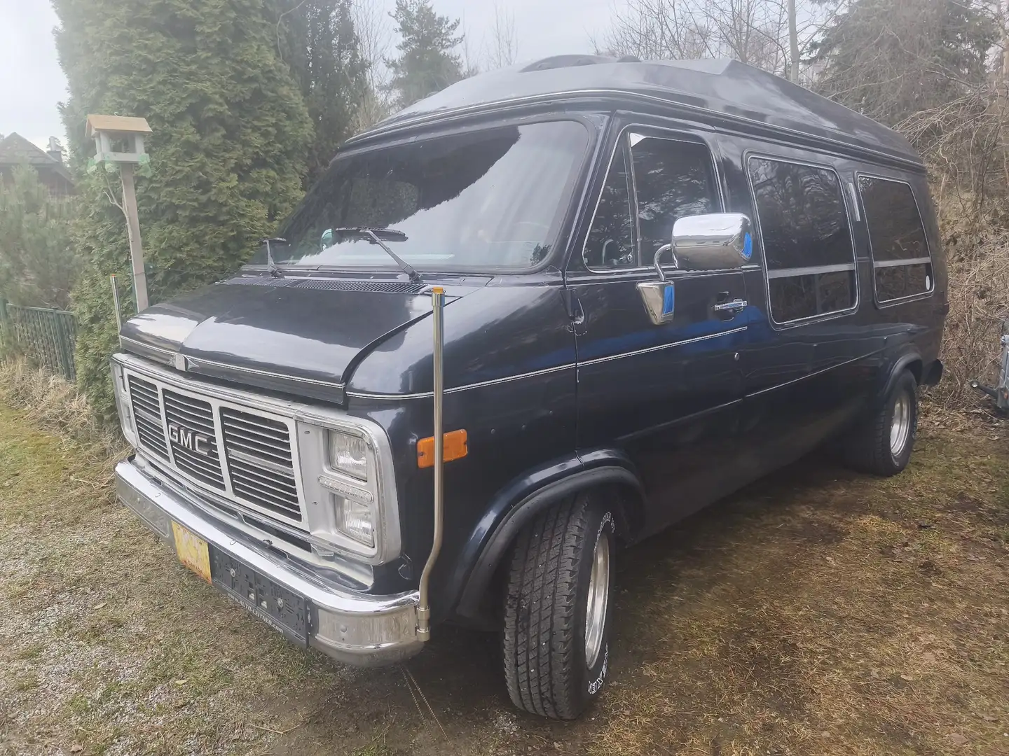 GMC Vandura - 1