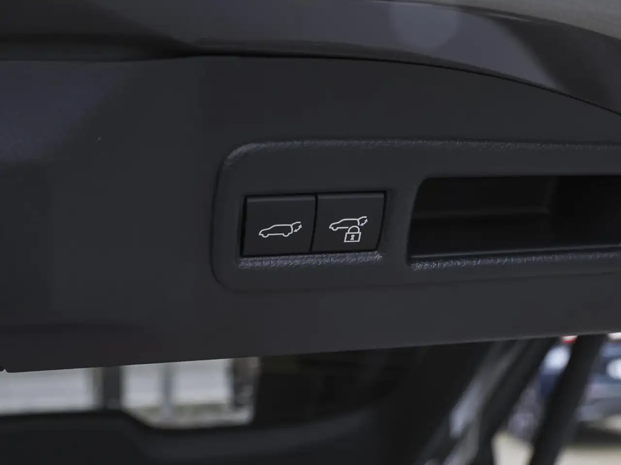 Toyota bZ4X BEV 4x4 Lounge Sky & Sound, миниатюра 12