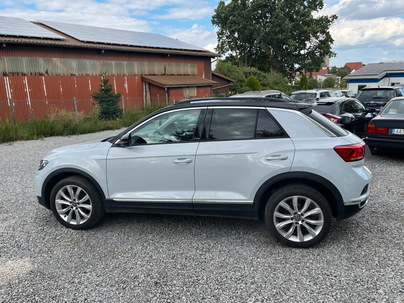Volkswagen T-Roc ACC Pano LED Kamera Carplay SHZ BT DAB — photo 9