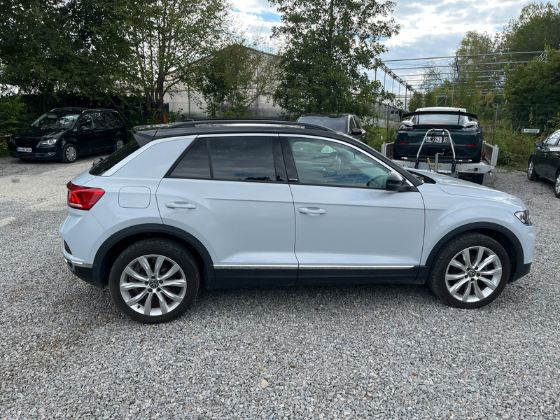 Volkswagen T-Roc ACC Pano LED Kamera Carplay SHZ BT DAB — photo 5