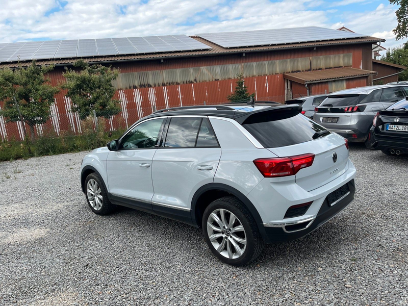 Volkswagen T-Roc ACC Pano LED Kamera Carplay SHZ BT DAB — photo 8