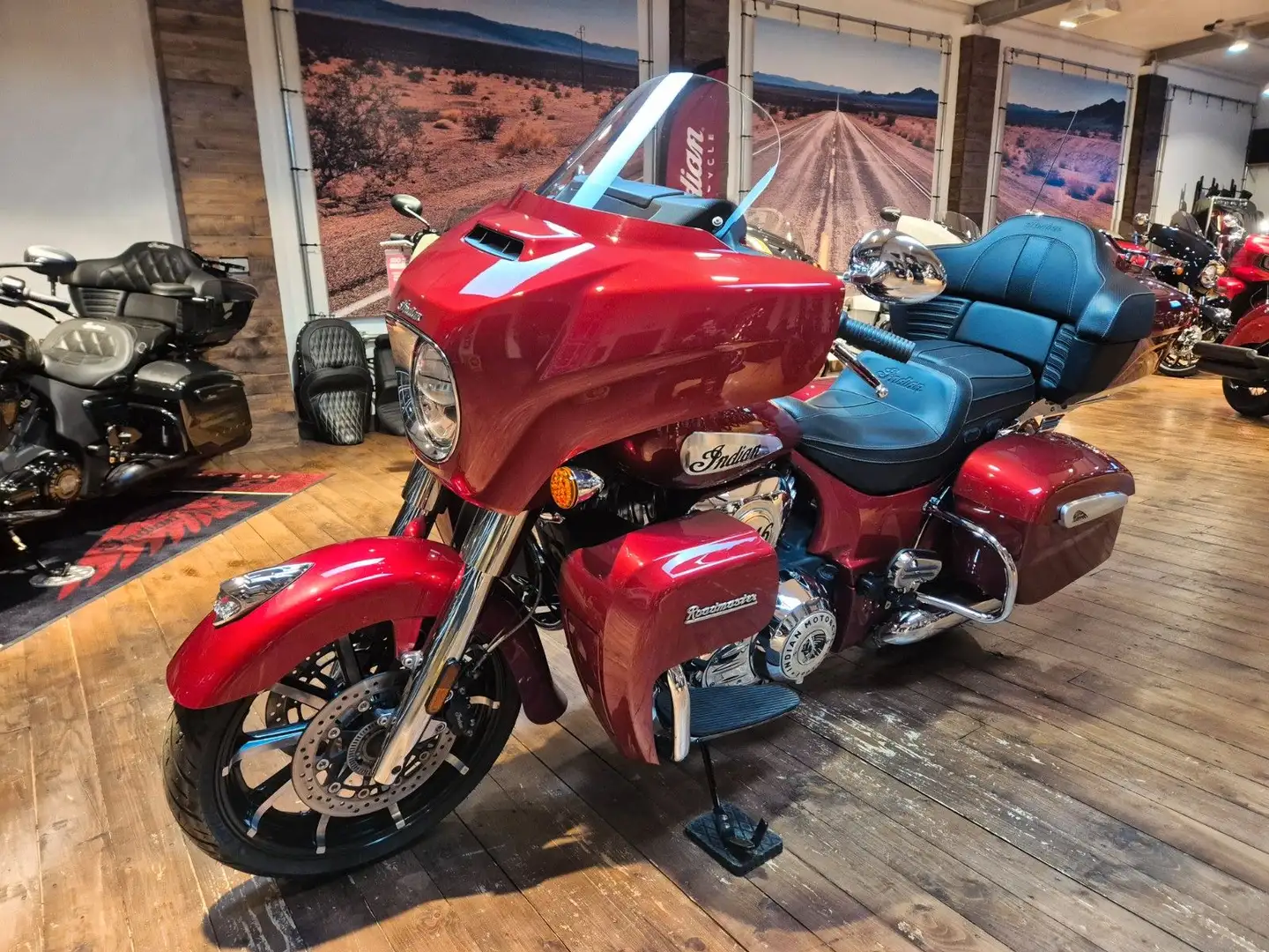 Indian Roadmaster Limited Vorteilspaket 500€/2,99% Rojo - 2