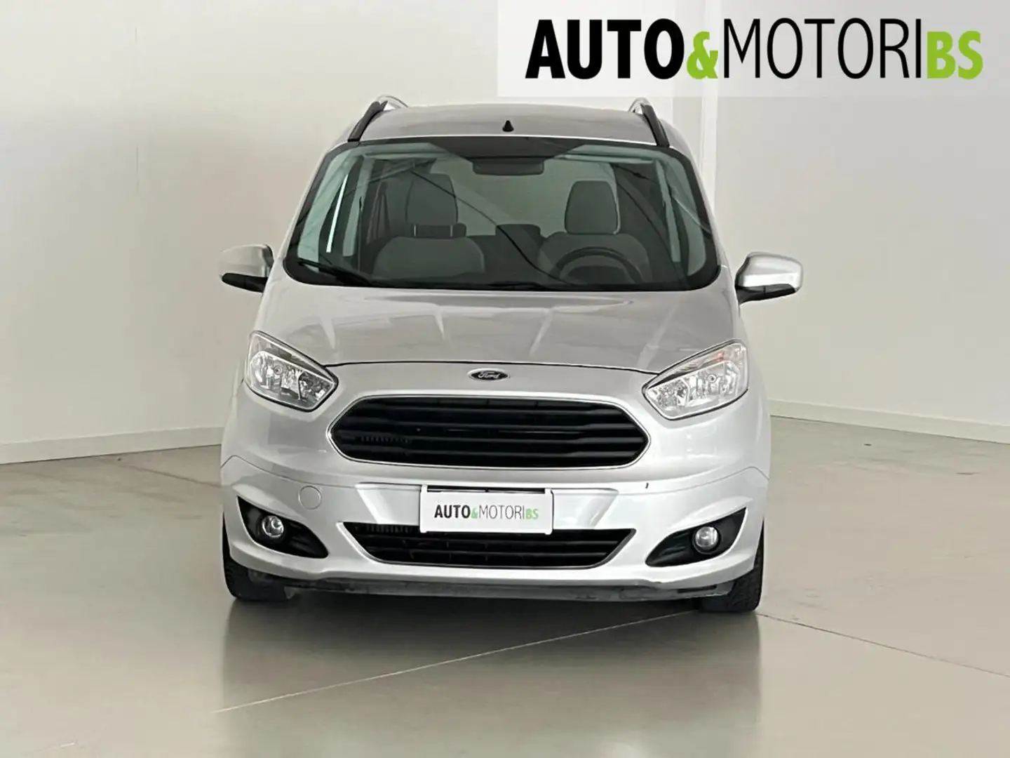 Ford Tourneo Courier 1.5 TDCI 75 CV Titanium Argento - 2