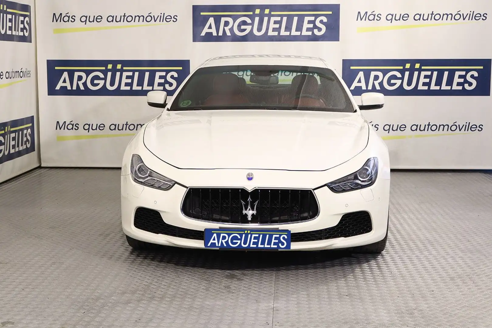 Maserati Ghibli S 410cv AUT Blanco - 2