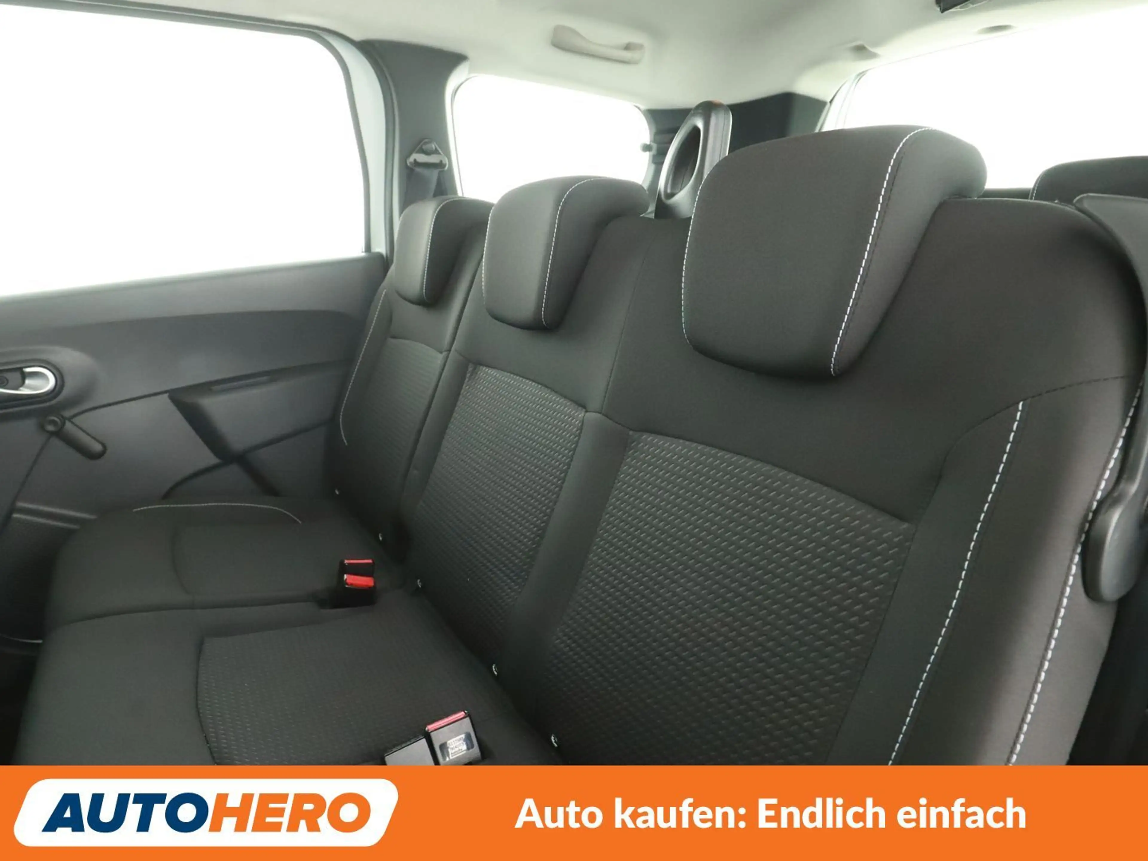 Dacia Lodgy 1.6 SCe Comfort *TEMPO*7-SITZER*KLIMA*START/STOP* — photo 14