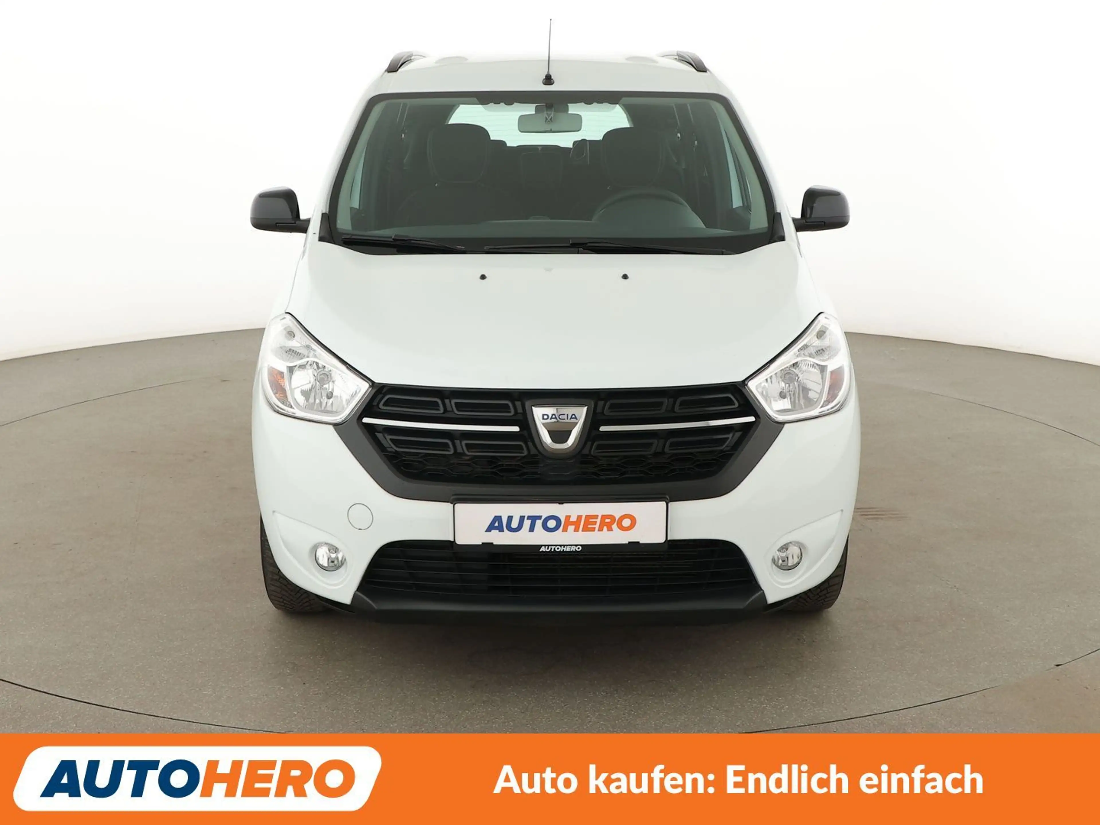 Dacia Lodgy 1.6 SCe Comfort *TEMPO*7-SITZER*KLIMA*START/STOP* — photo 9