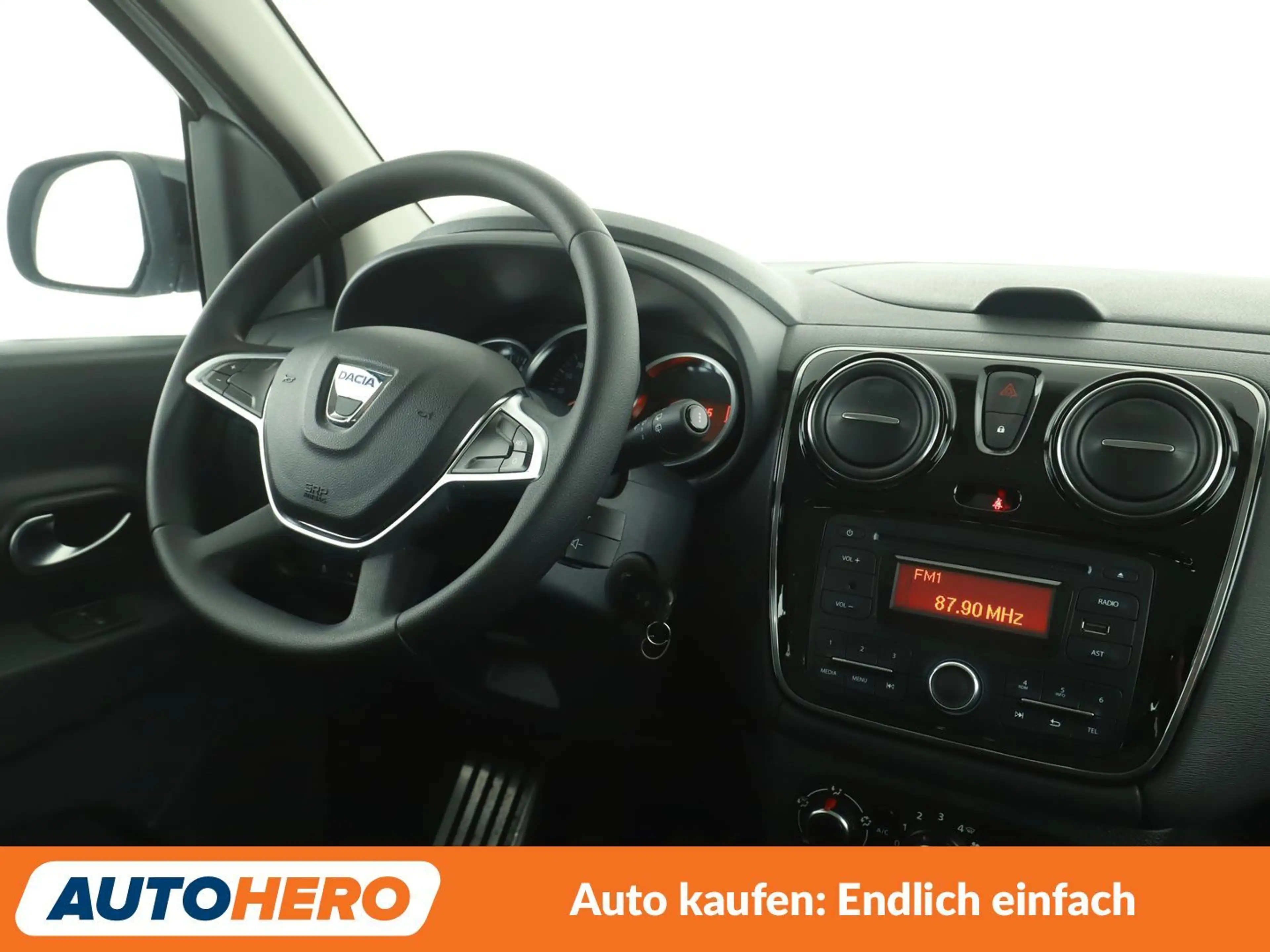 Dacia Lodgy 1.6 SCe Comfort *TEMPO*7-SITZER*KLIMA*START/STOP* — photo 13