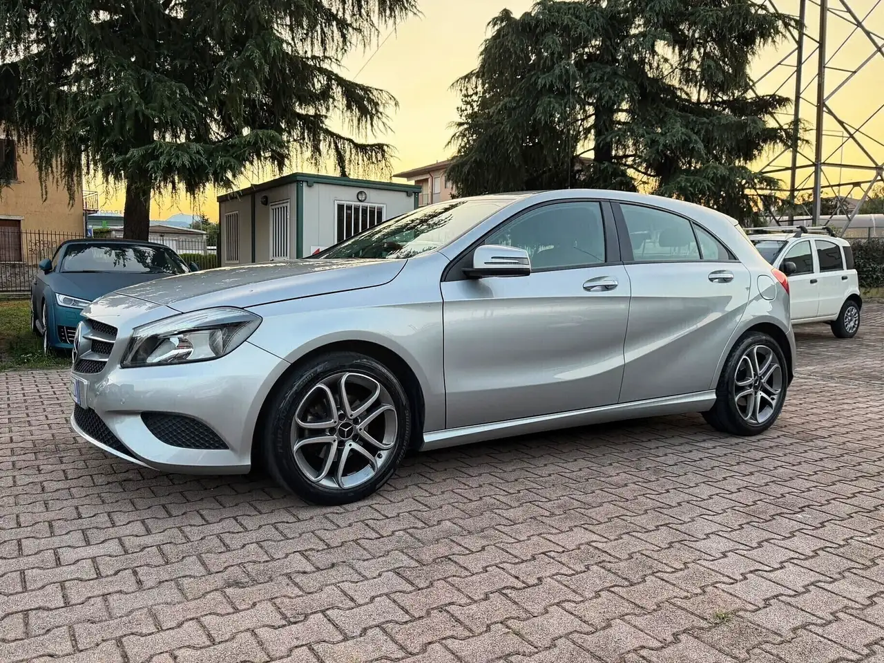 Mercedes-Benz A 180