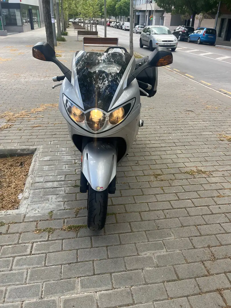 Triumph Sprint ST 1050 ABS Bej - 1