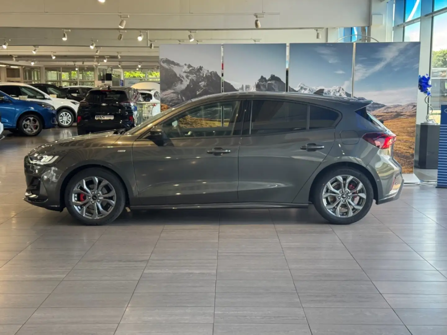 Ford Focus ST-Line Rückfahrkamera+LED+Klimaautomatik+Tempomat Gris - 2