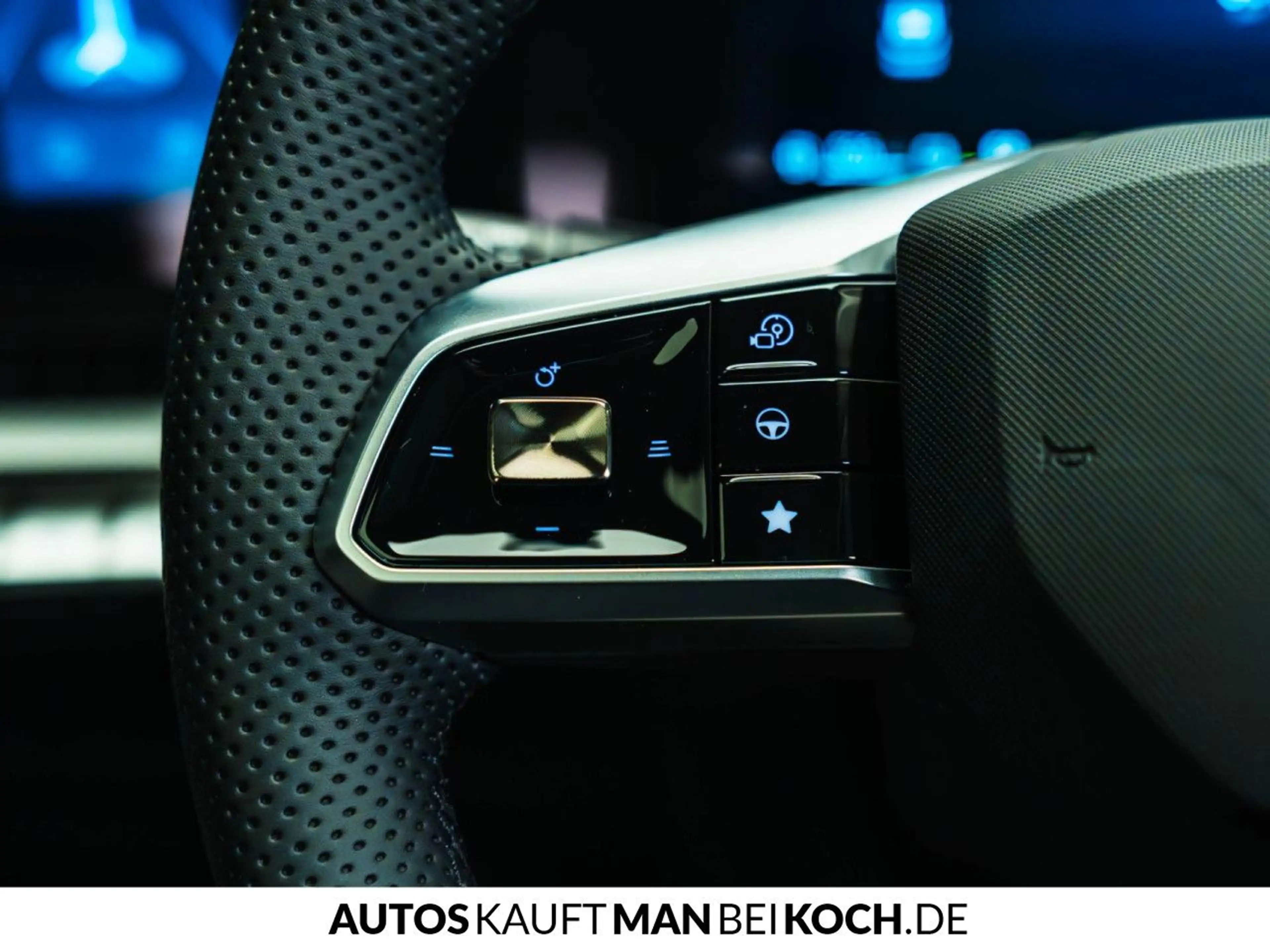 MG MGS9 PHEV Premium 26 Pano SHZ Nav Massage Head Up — photo 15