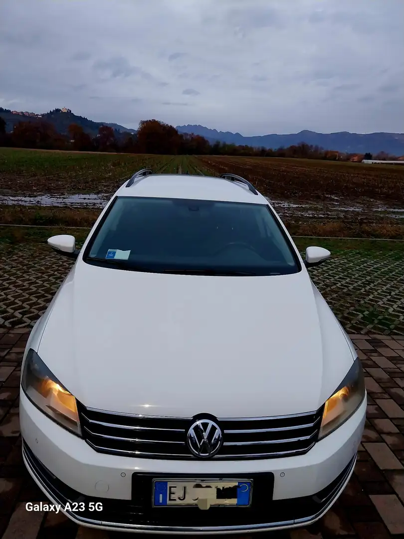Volkswagen Passat 2.0 tdi Highline BM. TECH dsg - 2