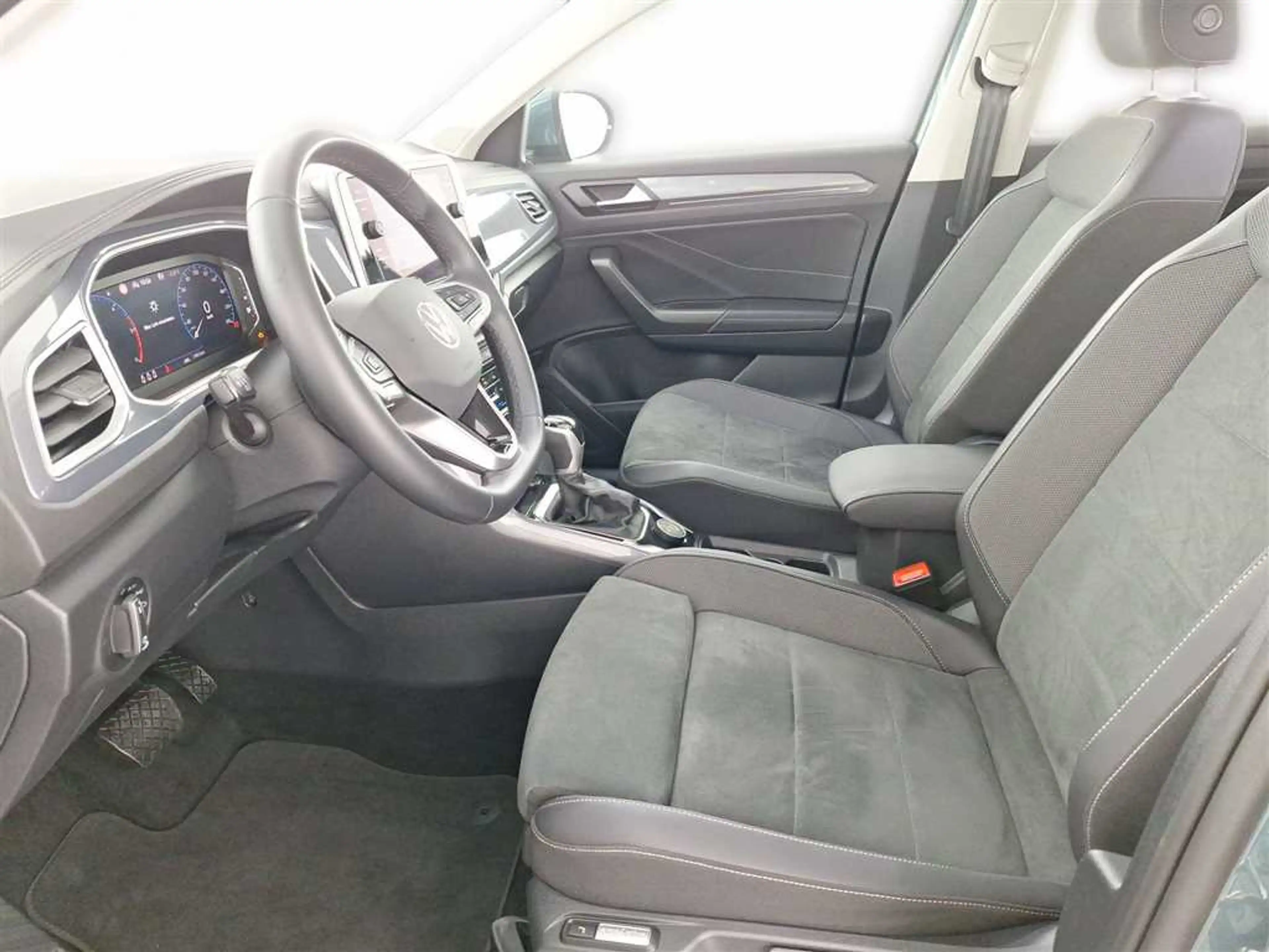 Volkswagen T-Roc Style 2.0 TDI DSG Allrad — photo 8