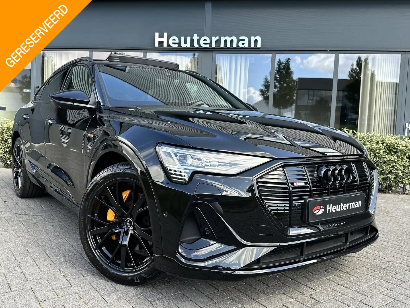 Audi e-tron Sportback 50 Quattro S Line Black Edition/ Pano/ B Zwart - 1