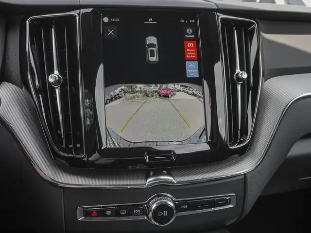 Volvo XC60 view 14