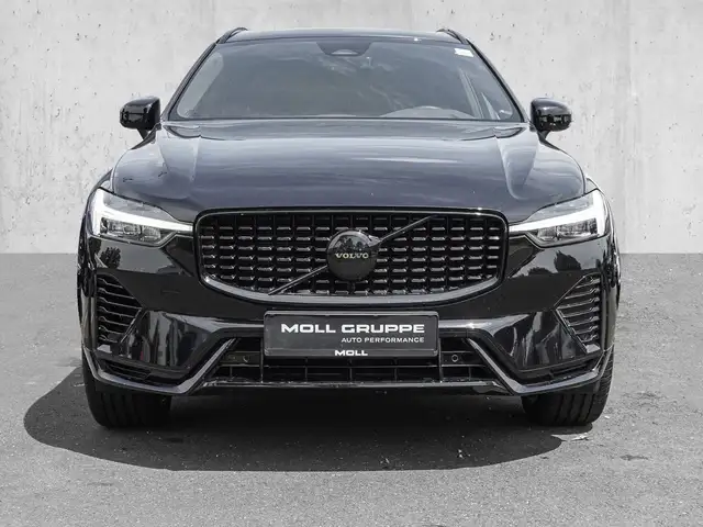 Volvo XC60 view 3
