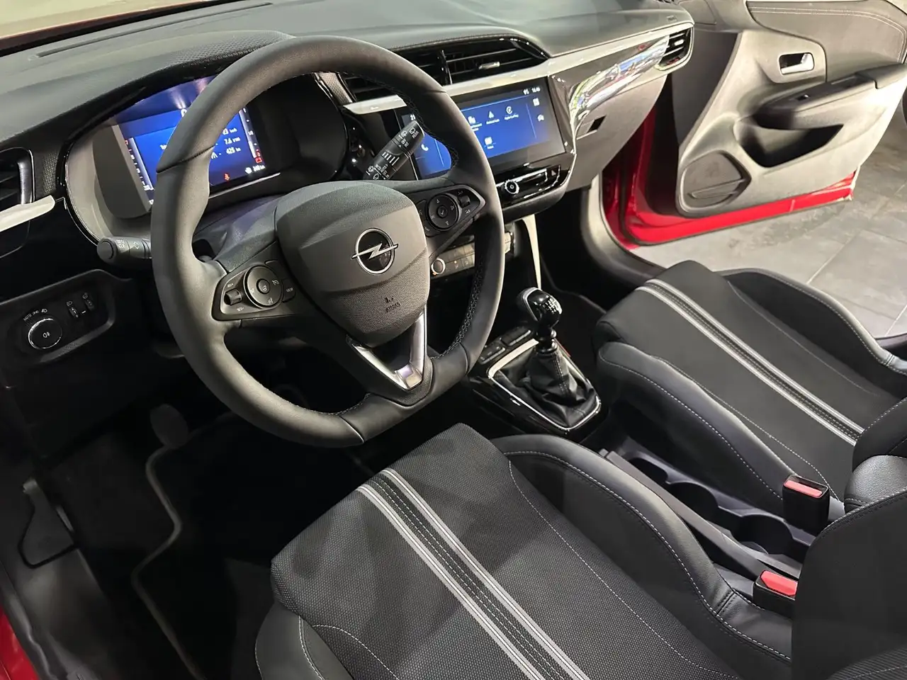 Opel Corsa F GS /APPLECAR / KAMERA / Assistent/ 1HAND 12