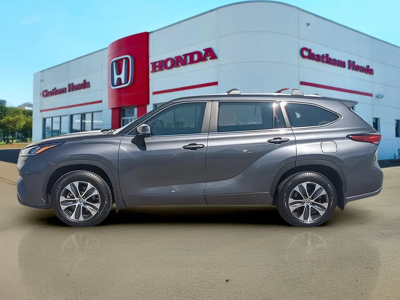 Toyota Highlander снимка Toyota Highlander