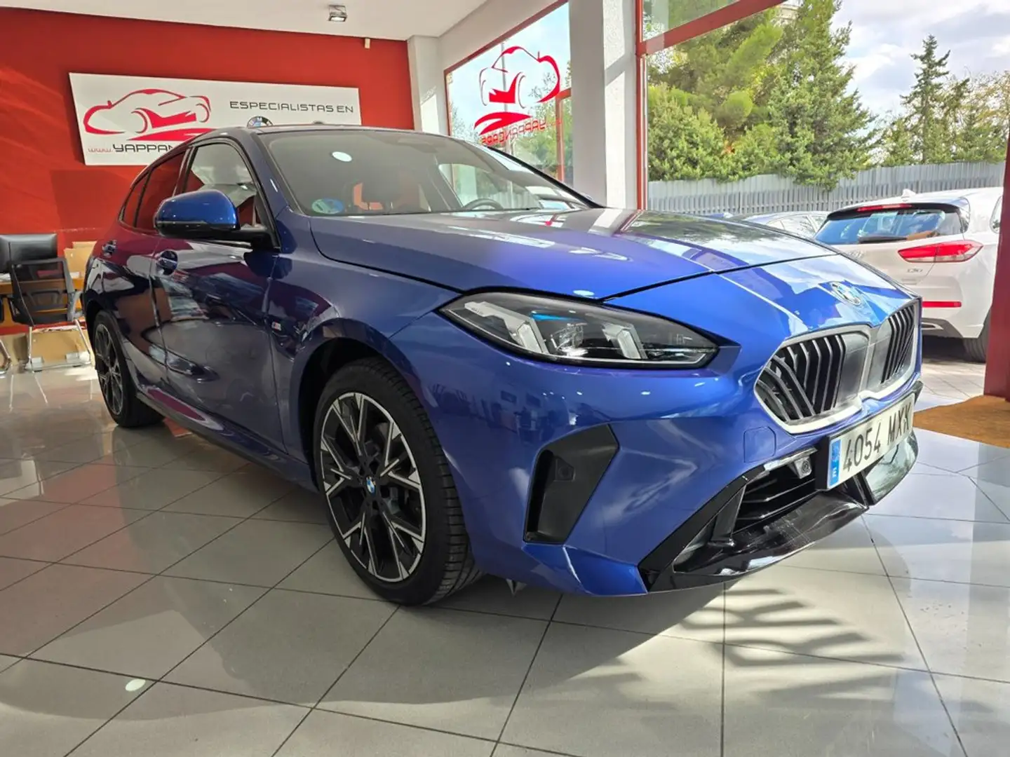 BMW 116 120d Bleu - 2
