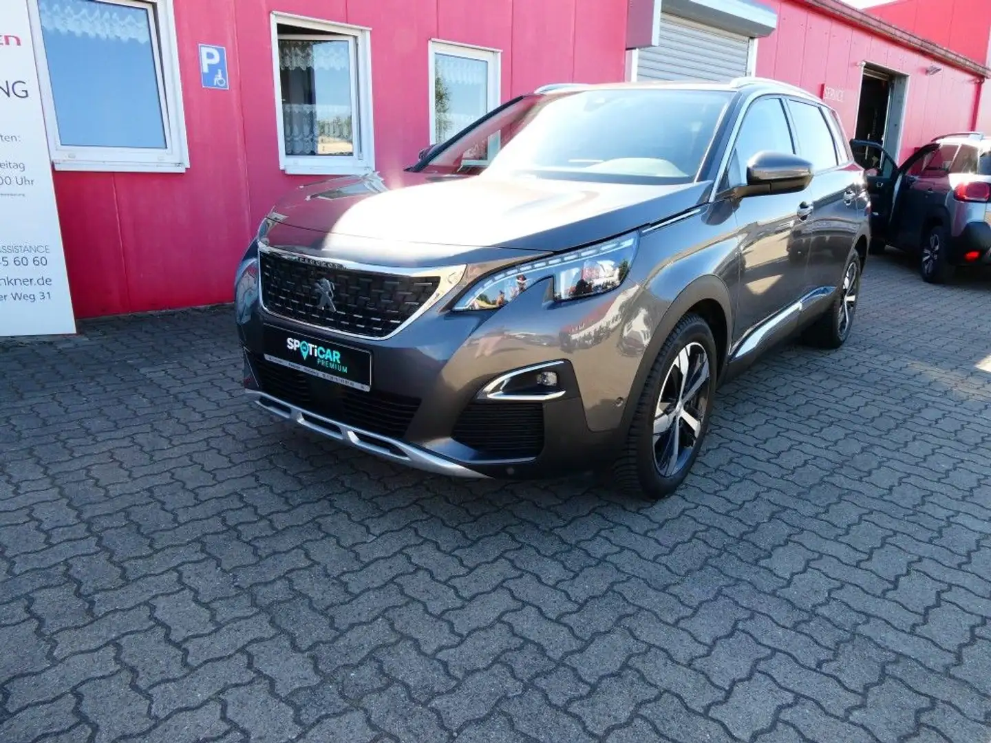 Peugeot 5008 PureTech 130 EAT6 Allure - 1
