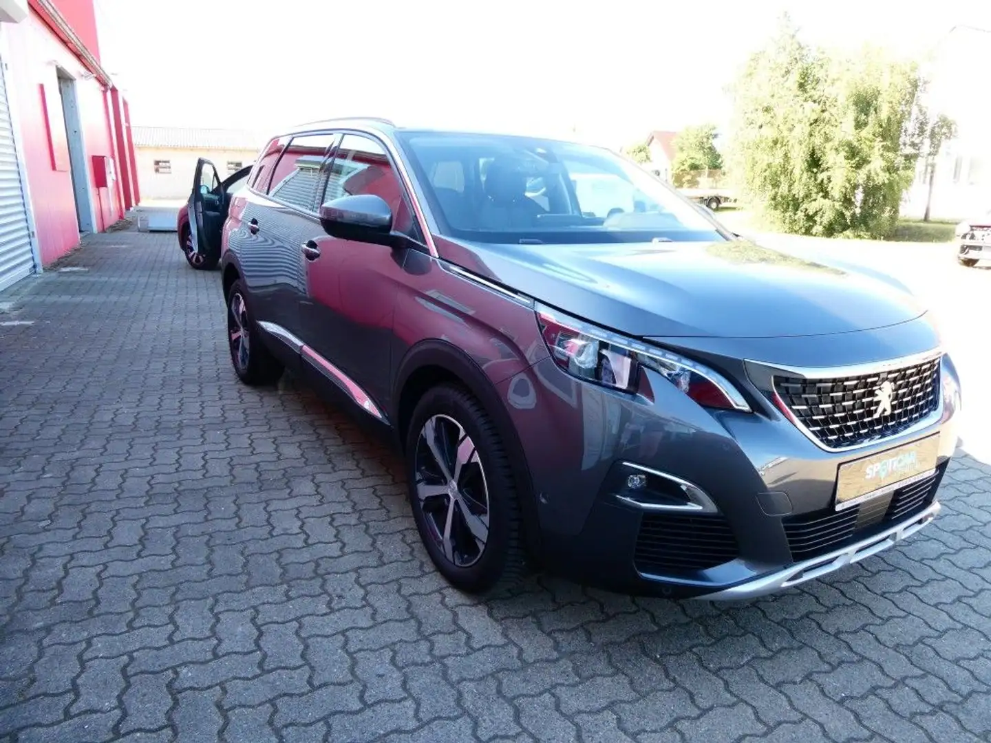 Peugeot 5008 PureTech 130 EAT6 Allure - 2