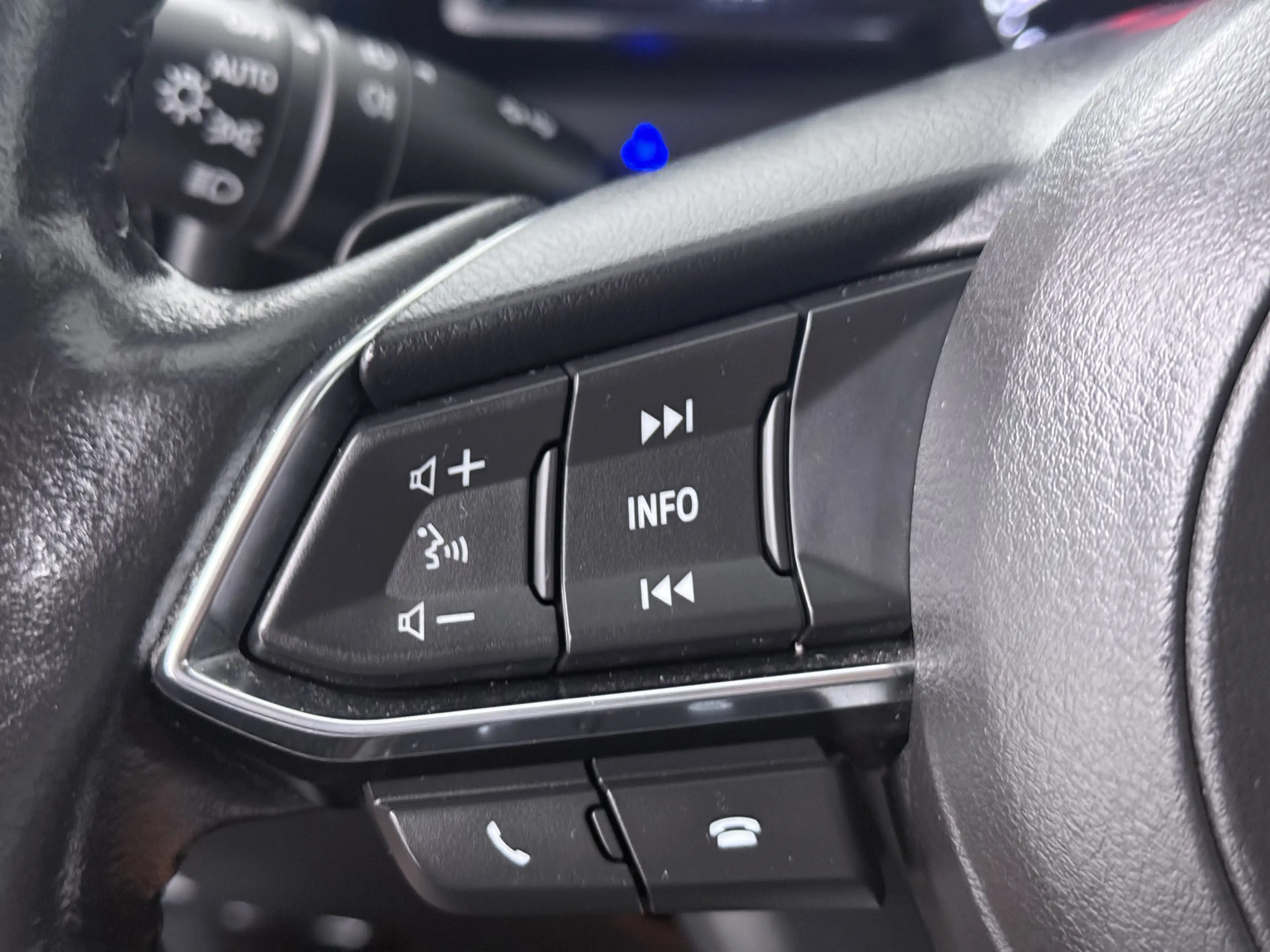 Mazda 2 1.5 Skyactiv-G GT-M | Trekhaak | Camera | LED | — photo 11