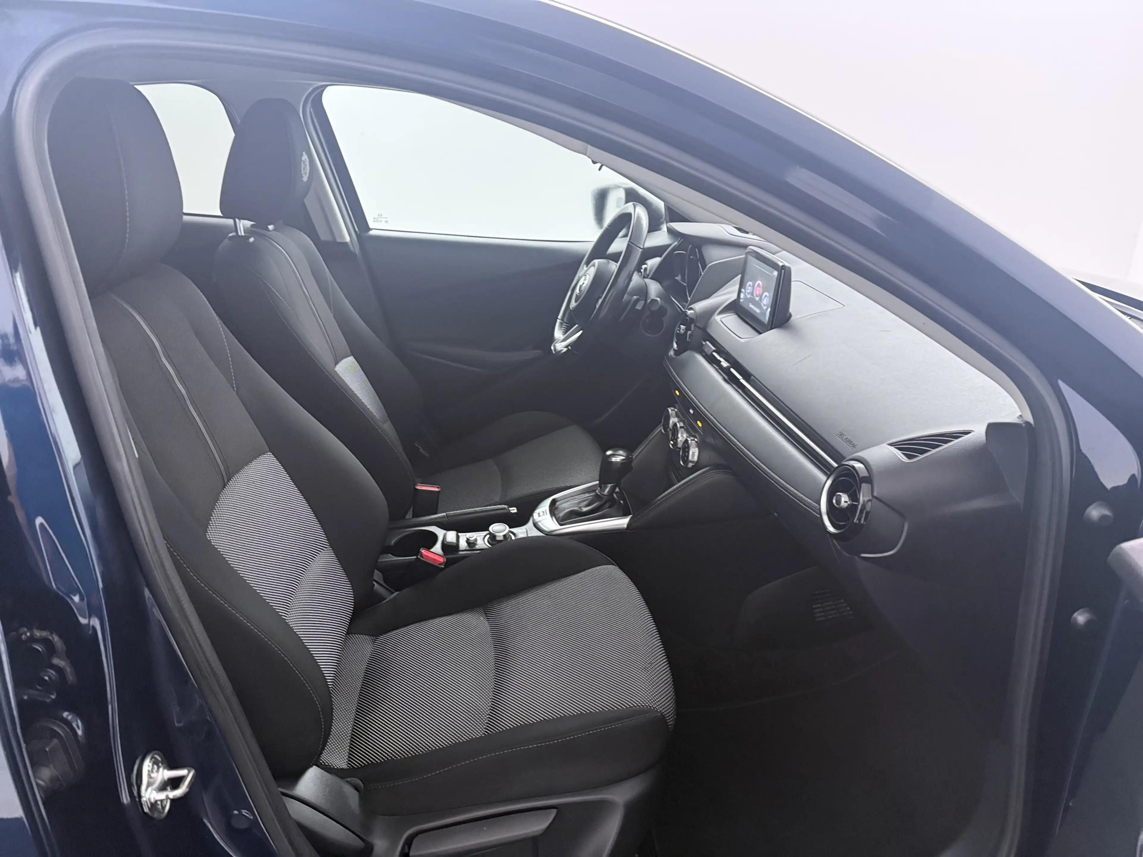 Mazda 2 1.5 Skyactiv-G GT-M | Trekhaak | Camera | LED | — photo 7