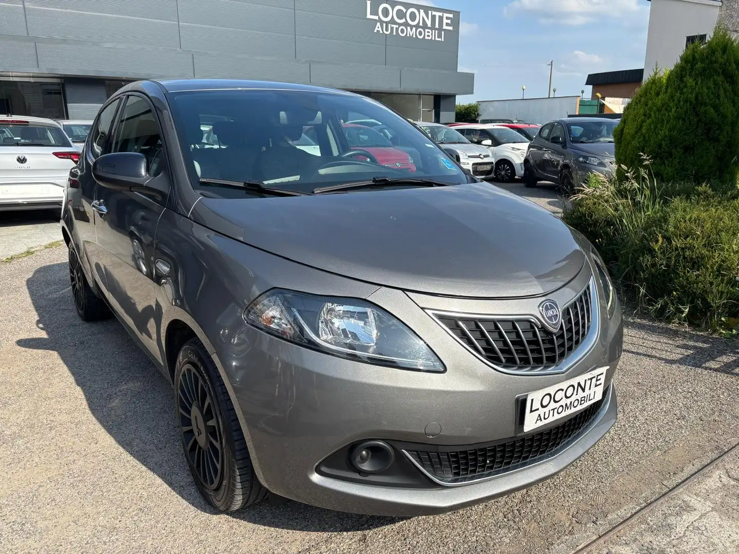 Lancia Ypsilon 1.0 firefly hybrid Gold s Gris - 1