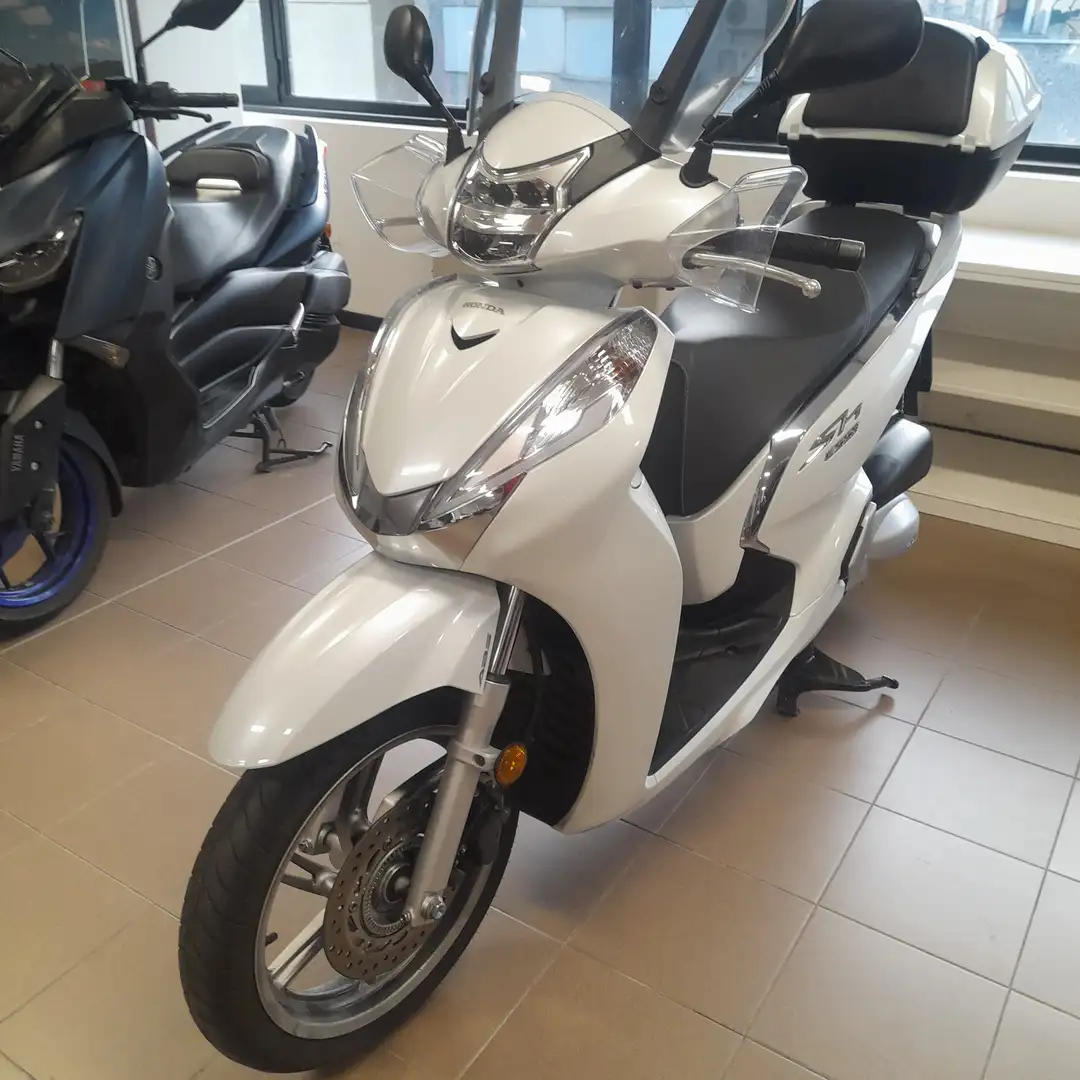 Honda SH 300 Alb - 2