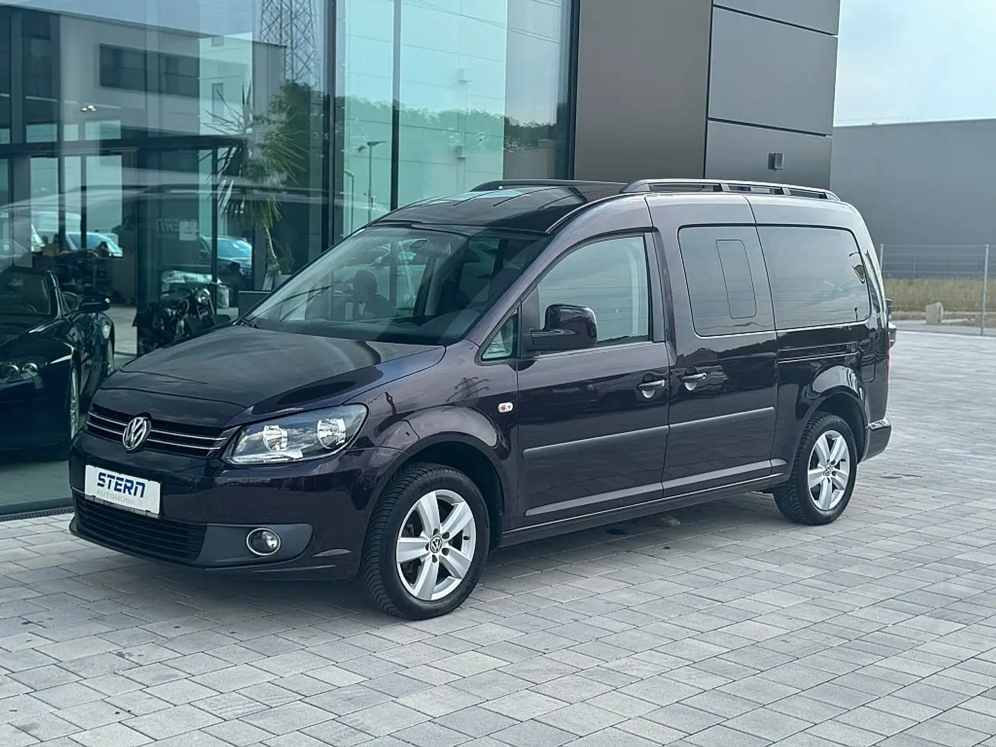 Volkswagen Caddy Kombi Maxi Comfortline BMT 1,6 TDI DPF Schwarz - 1