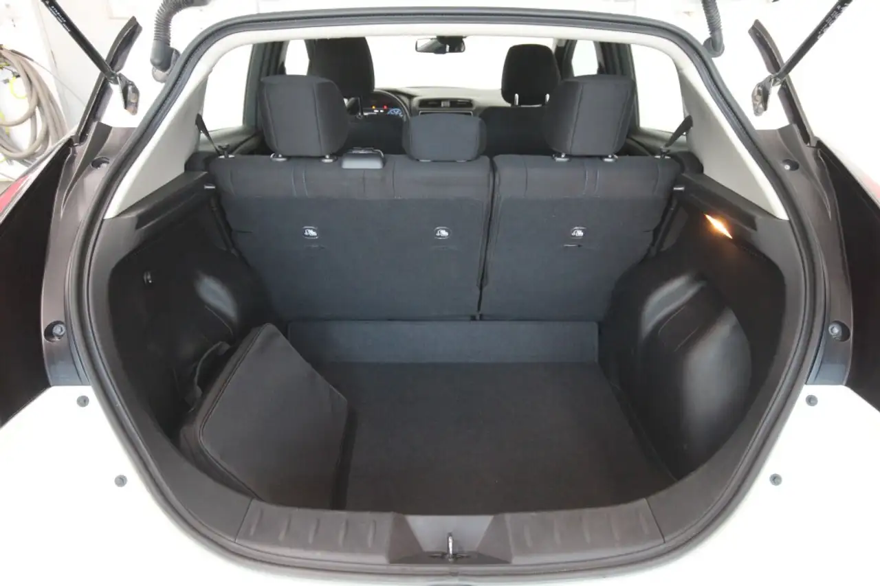 Nissan Leaf fotografie Nissan Leaf