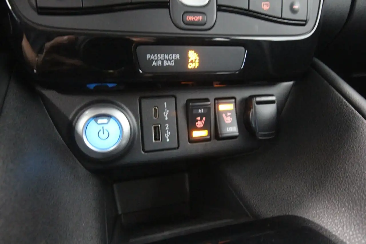 Nissan Leaf fotografie Nissan Leaf