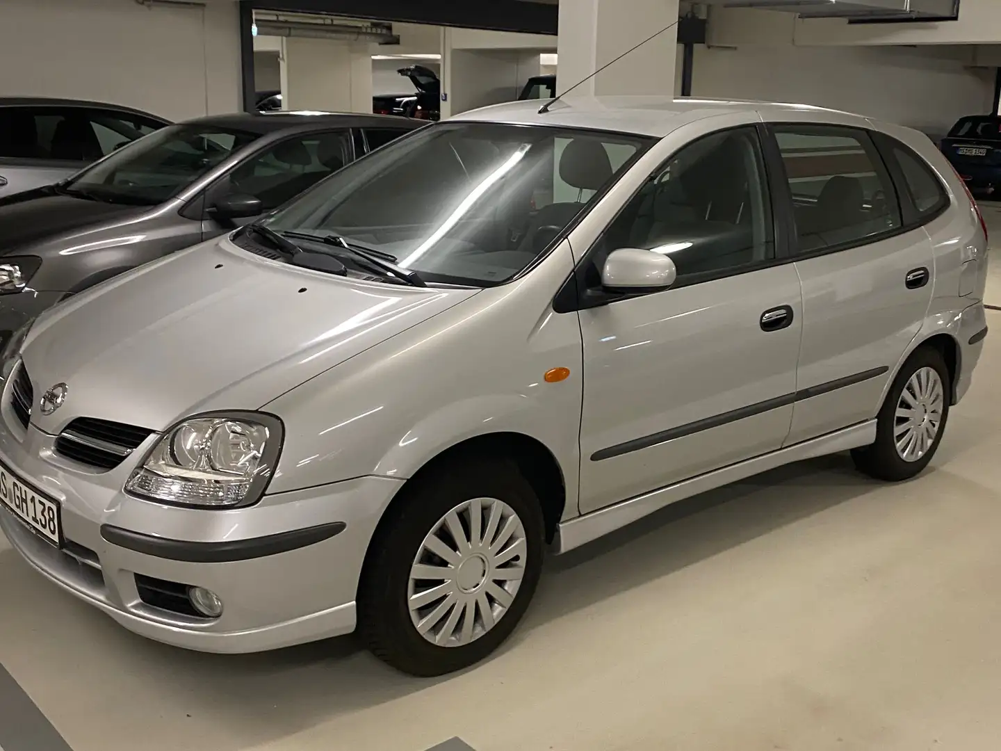 Nissan Almera Tino Almera Tino acenta PLUS - 1