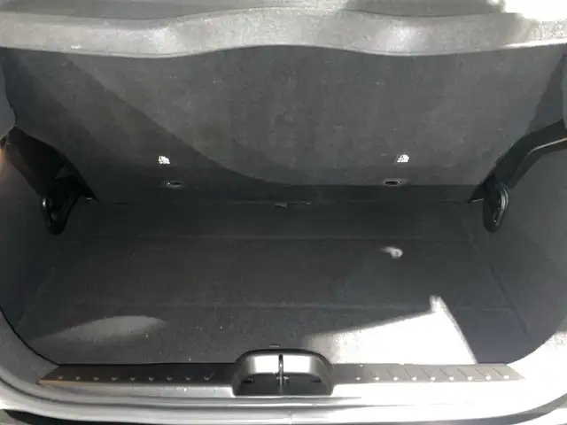 Fiat 500E view 12