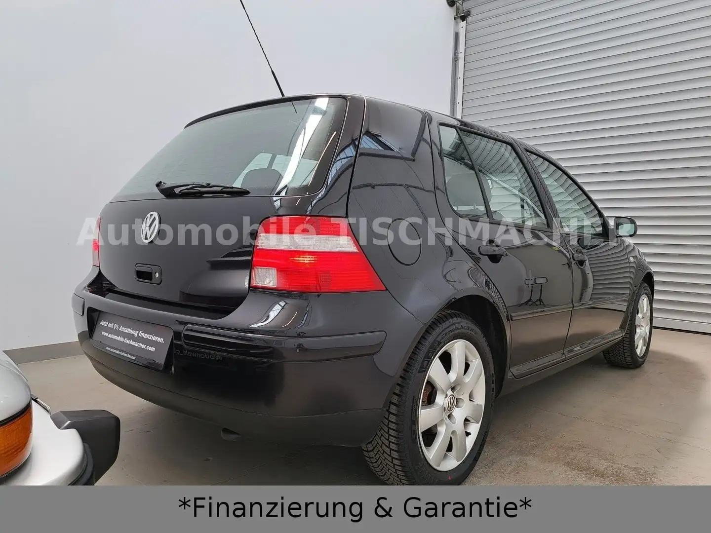 Volkswagen Golf 2.0| Allrad| Xenon| 1.Hand| erst 68.600 km! Czarny - 2