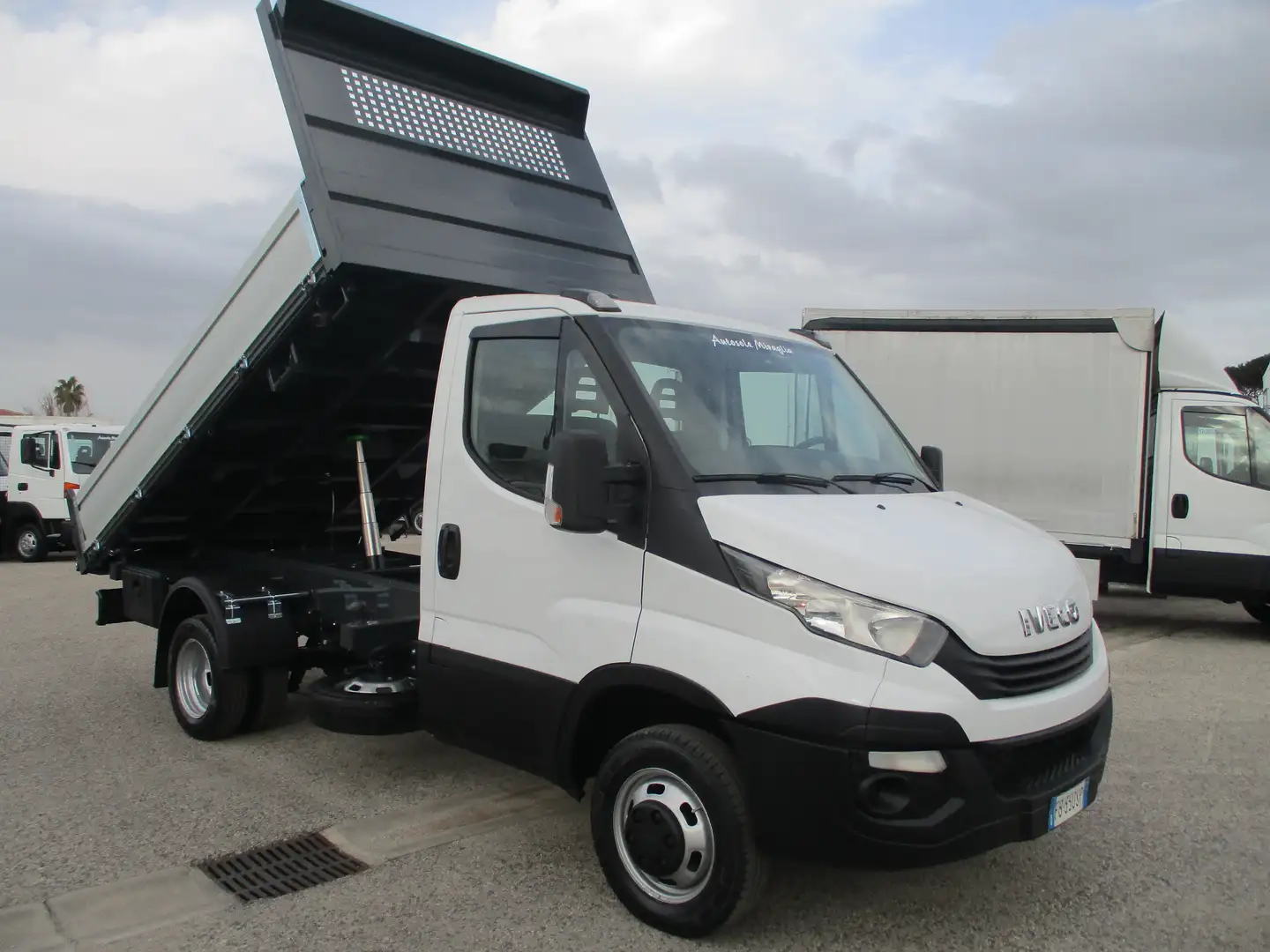 Iveco Daily 35C15 3000 150CV RIBALTABILE TRILAT. NUOVO 3.50MET Blanco - 1