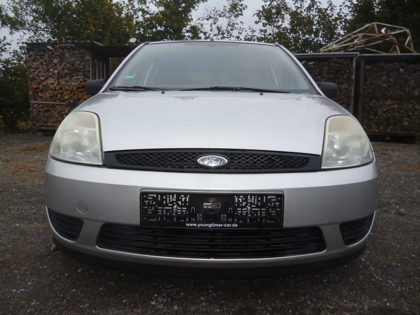 Ford Fiesta Fiesta 3-Türer 1.3 Viva X, Klima, TÜV 06/26 Silber - 1