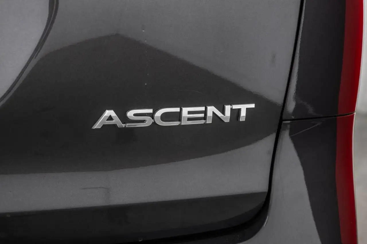 Subaru Ascent снимка Subaru Ascent
