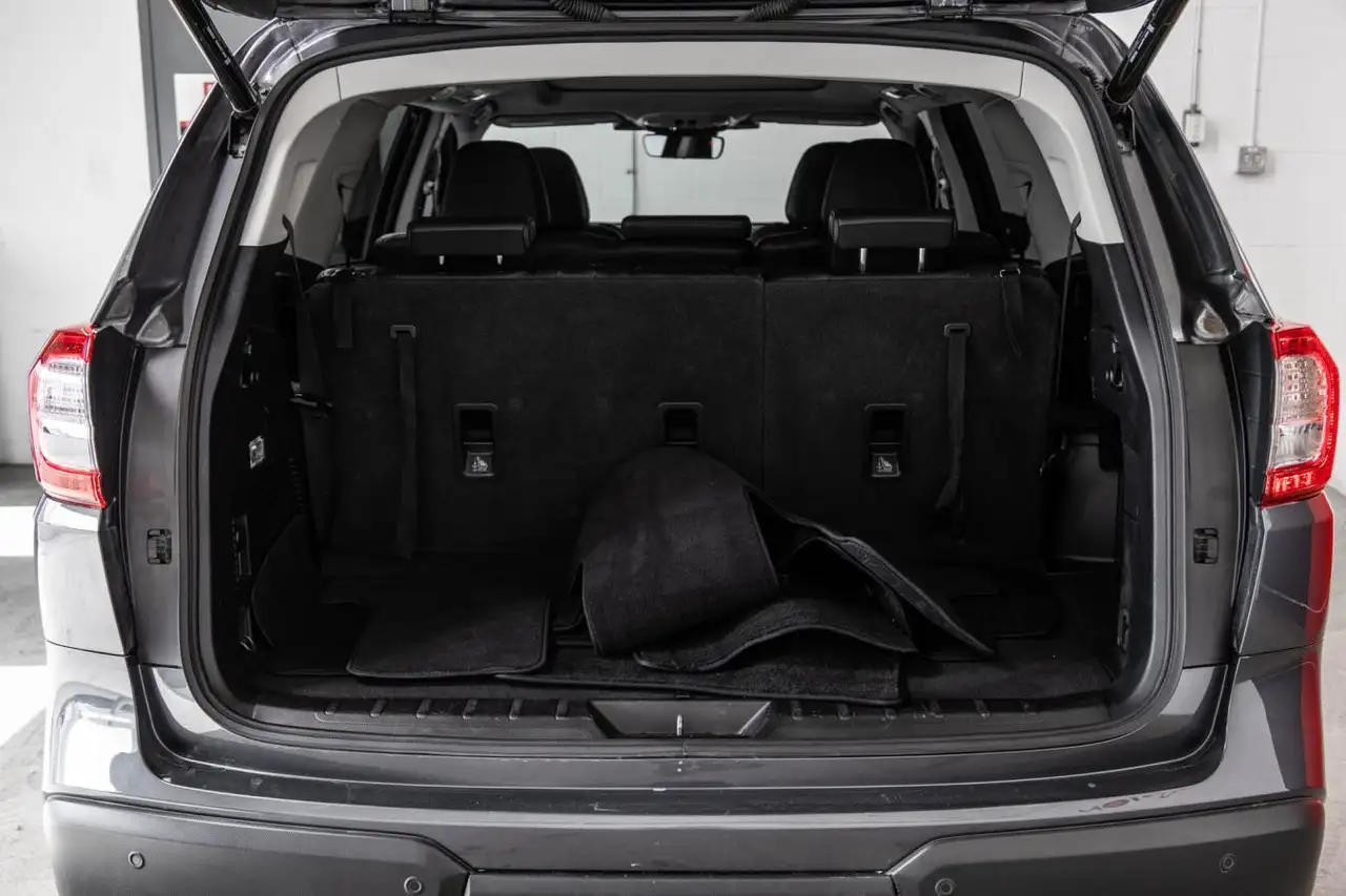 Subaru Ascent снимка Subaru Ascent