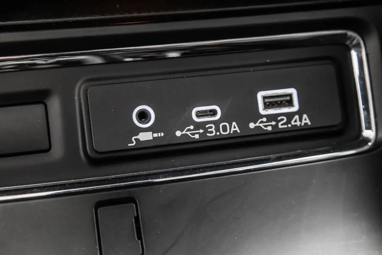 Subaru Ascent снимка Subaru Ascent