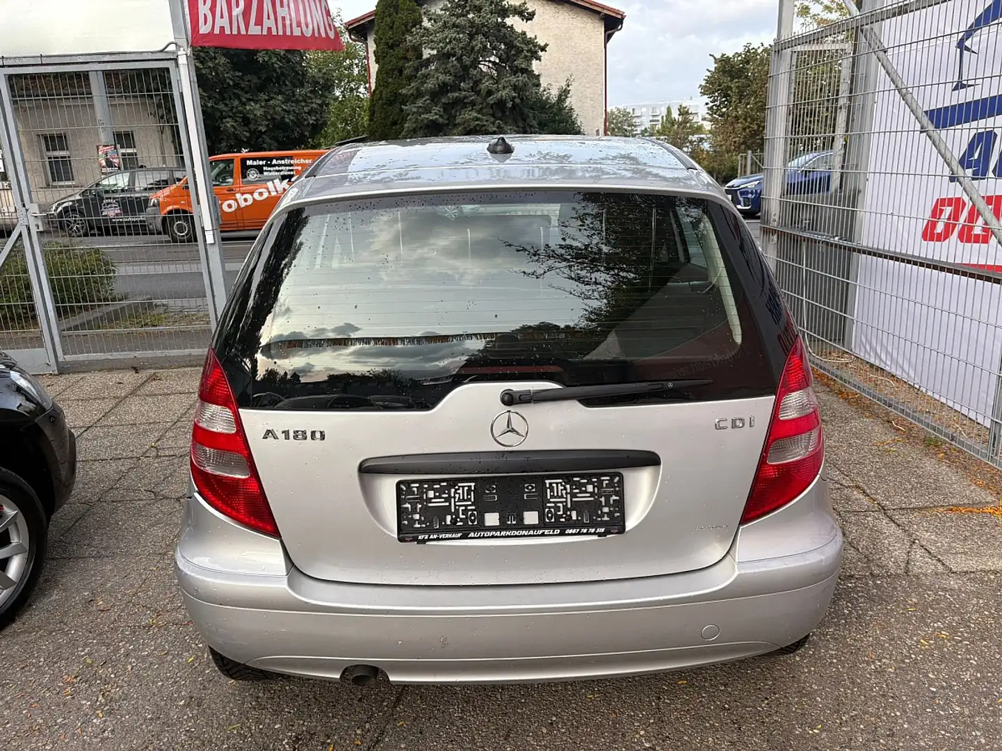 Mercedes-Benz A 180 A-Edition Classic CDI *PICKERL BIS 03/2026+4* Silber - 2